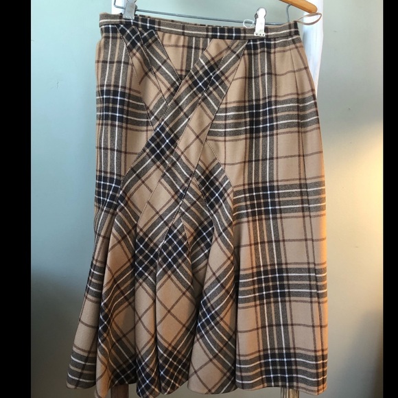 Dolce & Gabanna plaid lined long skirt - Picture 9 of 12